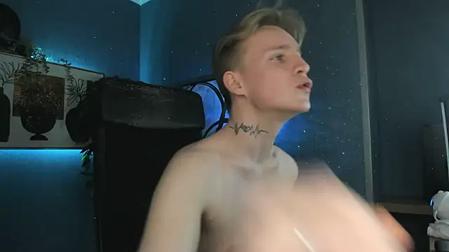 AlexxSweet's Live XXX Chat