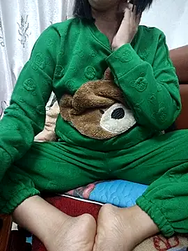 Haralushiaaa Adlı Modelin Canlı XXX Sohbeti