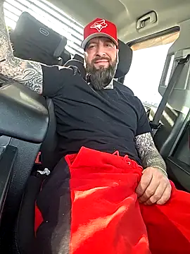 Chatroom XXX en direct de Beardedtattood