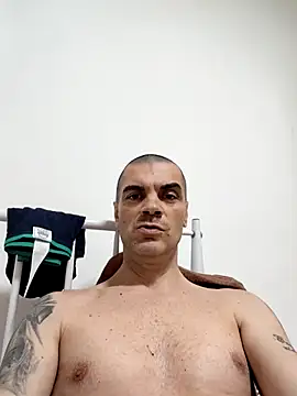 DOMINATOR_SIR-MASTER élő XXX-chatje