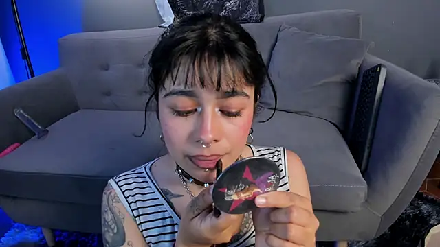 flower_smith_ Live XXX Chat