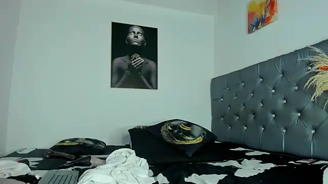 Najayla_adams1 现场XXX聊天