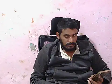 HotXKrish 即時 XXX 聊天