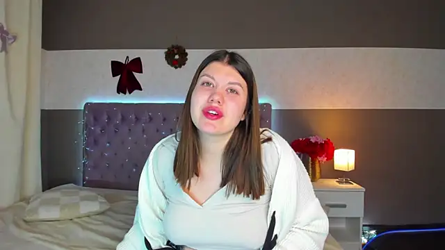 NikkiBustt Live XXX-Chat