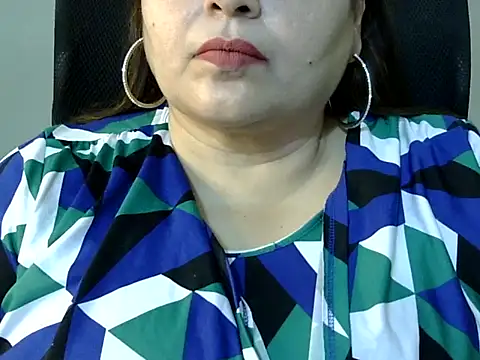 Chat XXX ao vivo de Soniya_Sha