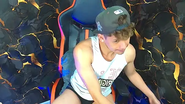 davilap_toyboy Live XXX Chat