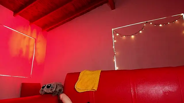 Canela_Osada_: απευθείας συνομιλία ΧΧΧ