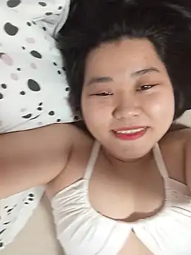 Sofy_Noir Adlı Modelin Canlı XXX Sohbeti