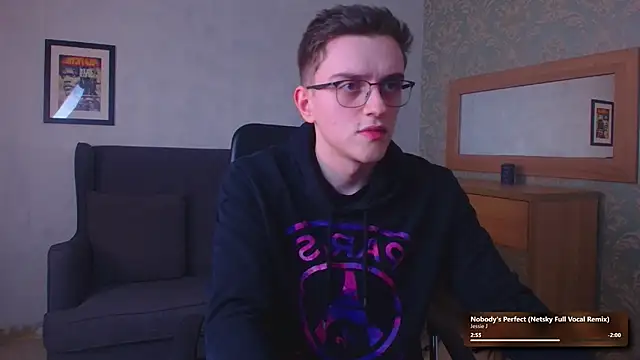 FelixStarkk 라이브 XXX 채팅