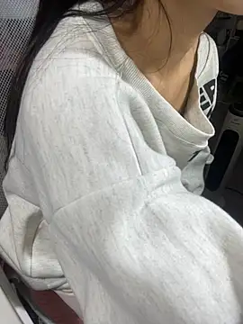 Mina048 现场XXX聊天