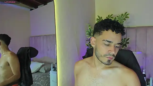 Онлайн чат XXX aries_unbound