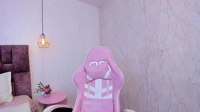 TiffanyMartinez Adlı Modelin Canlı XXX Sohbeti