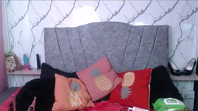 Chat XXX ao vivo de VIOLETTA-HOT