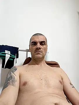 DOMINATOR_SIR-MASTER élő XXX-chatje