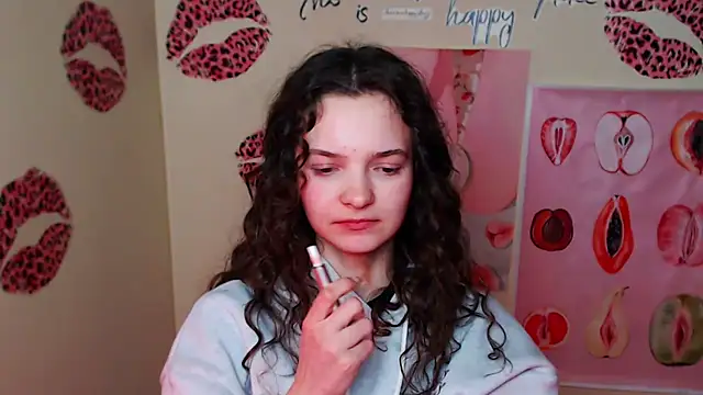 _SusieSu_: онлайн-секс-чат