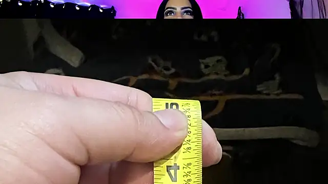 Chatroom XXX en direct de deborah_tatto