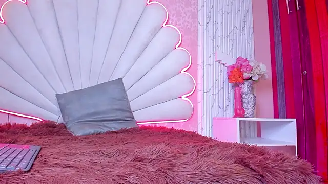 yvi_taylor Live XXX-Chat