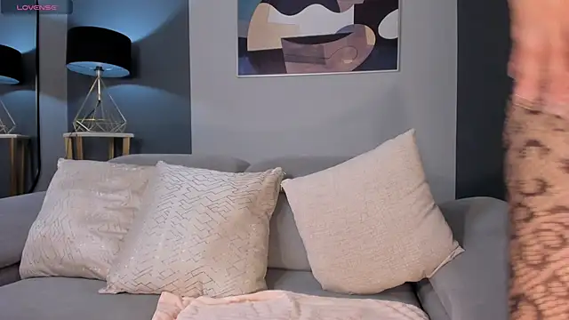 MilaVelvet_: απευθείας συνομιλία ΧΧΧ