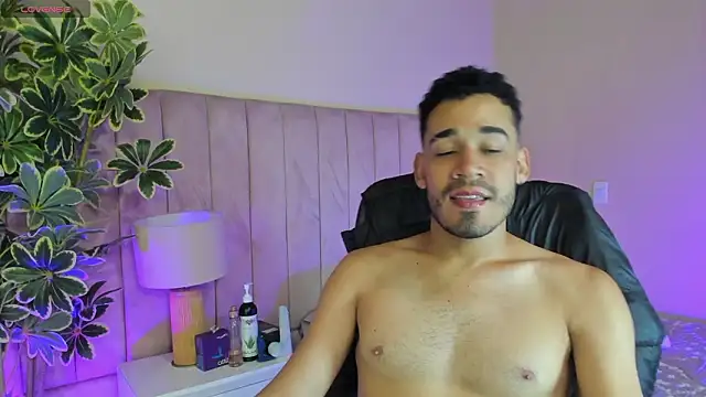 aries_unbound Live XXX-chat