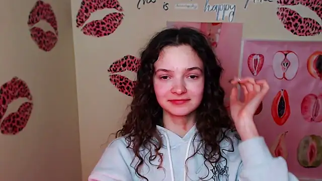 _SusieSu_のライブXXXチャット