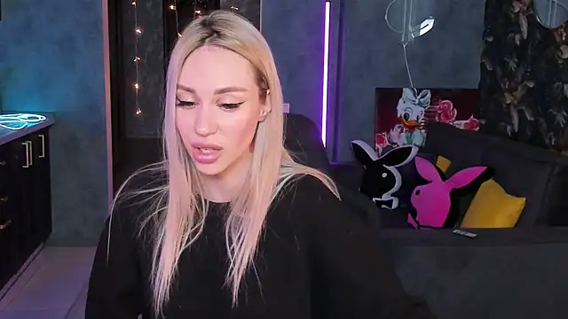 Blckmirrorr Chat XXX in diretta