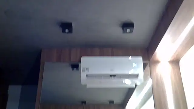 دردشة SkinnyKitten الجنسية المباشرة