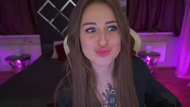 Show modela GentleAdellee na web-kameri