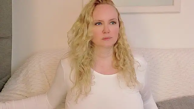 Sarah4you 即時 XXX 聊天