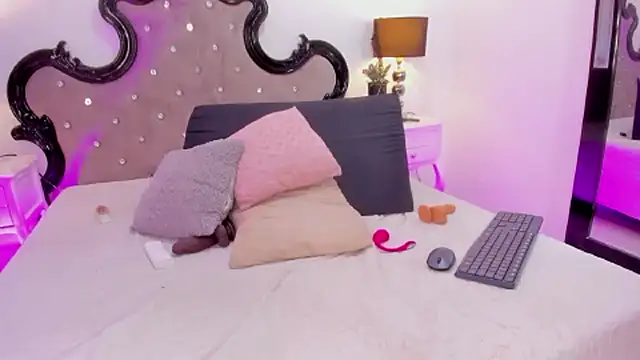 laqquishax Chat XXX live