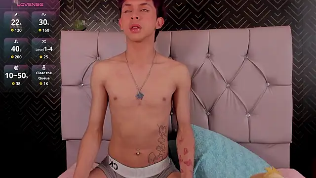 Prince_Apolo live XXX chat