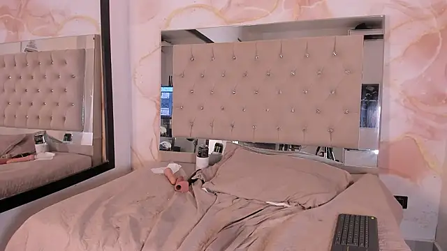 ainaah_ Live XXX-chat