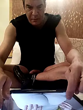 Živý XXX chat twitshe