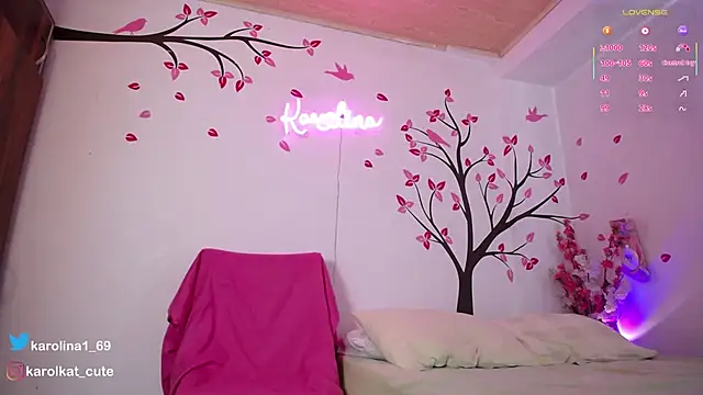 Chat XXX ao vivo de Karolina_1