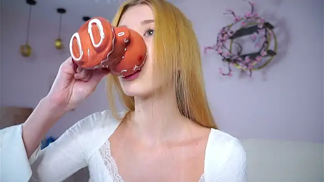 SunnivaCovil élő XXX-chatje