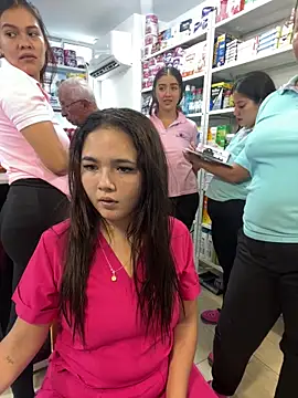 XXX chat uživo modela kandalove