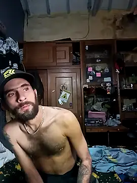 hairy_mannn Adlı Modelin Canlı XXX Sohbeti