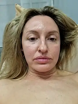 Miss____Mia_のライブXXXチャット