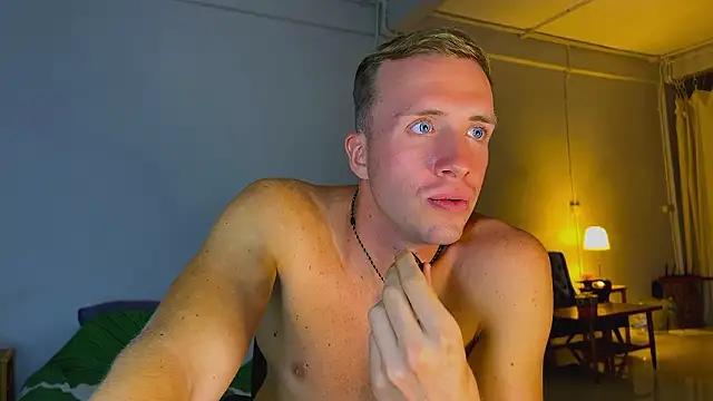 tommy_cumfinger: απευθείας συνομιλία ΧΧΧ