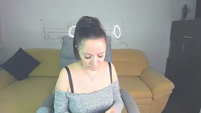 AngellLikaのライブXXXチャット