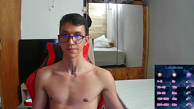 دردشة angelicious_ الجنسية المباشرة