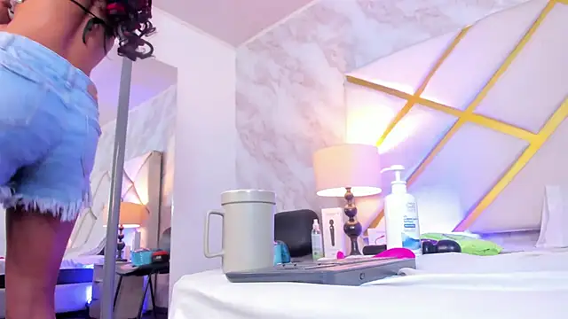 Živý XXX chat LorenBeiker-