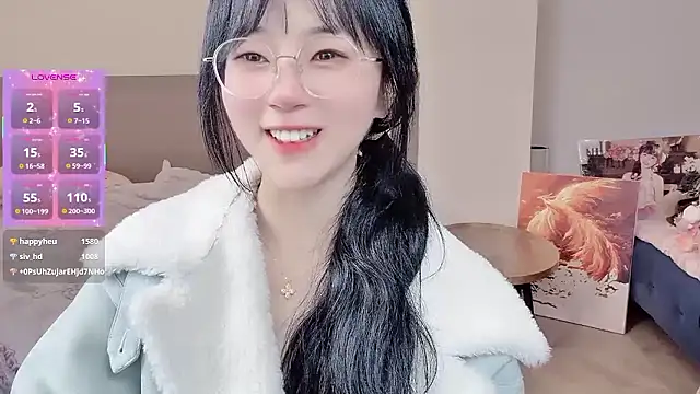 -ruoruo- élő XXX-chatje