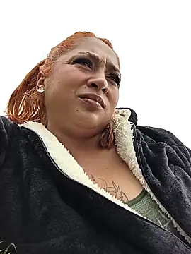 Mariana-94のライブXXXチャット