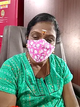 umashreetamil Adlı Modelin Canlı XXX Sohbeti