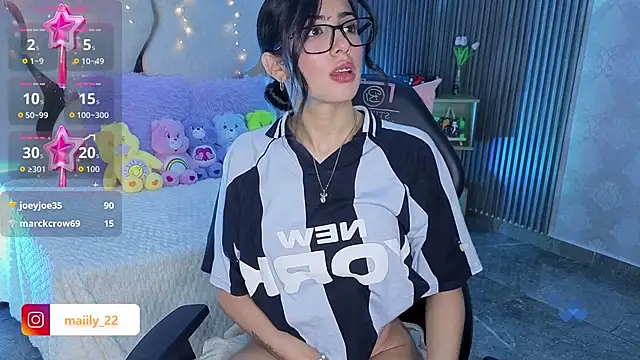 MAIILY_TAY's Webcam Show