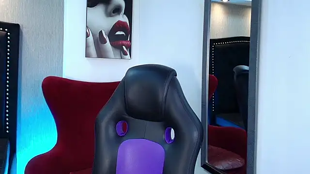 Luna_Lov_TitanのライブXXXチャット