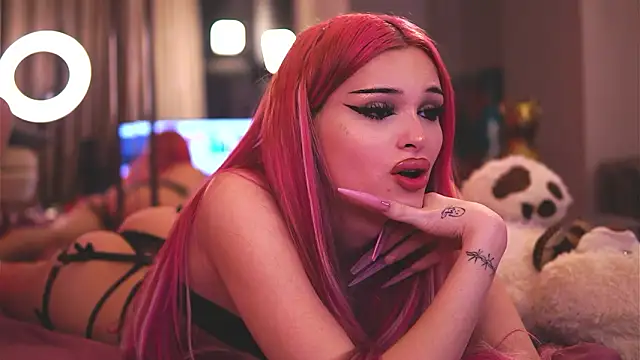 KatiaFinesseのウェブカメラショー