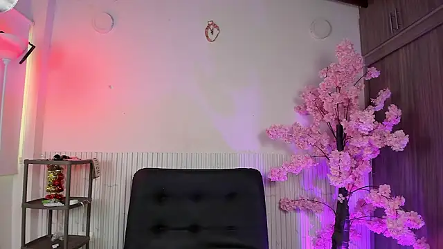 Nicole_diaz7: απευθείας συνομιλία ΧΧΧ