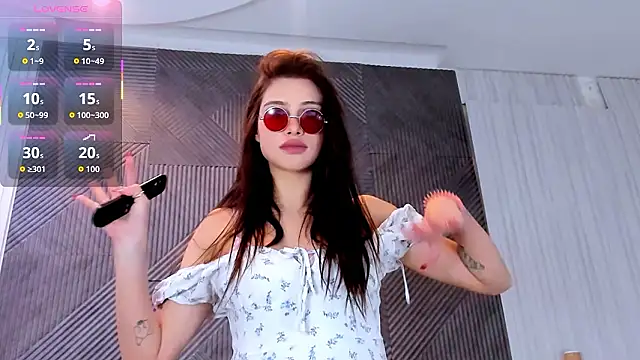 Danielle_EddwardsのライブXXXチャット