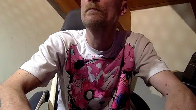 MR_P_Solo_Bassbitch Chat XXX in diretta